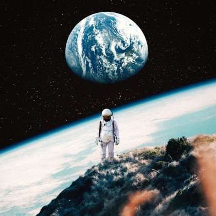 Lonely Astronaut